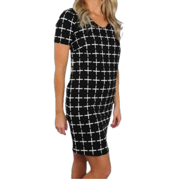 Romeo + Juliet Couture Black and White Short Sleeve Shift Dress Size XS - Picture 1 of 11